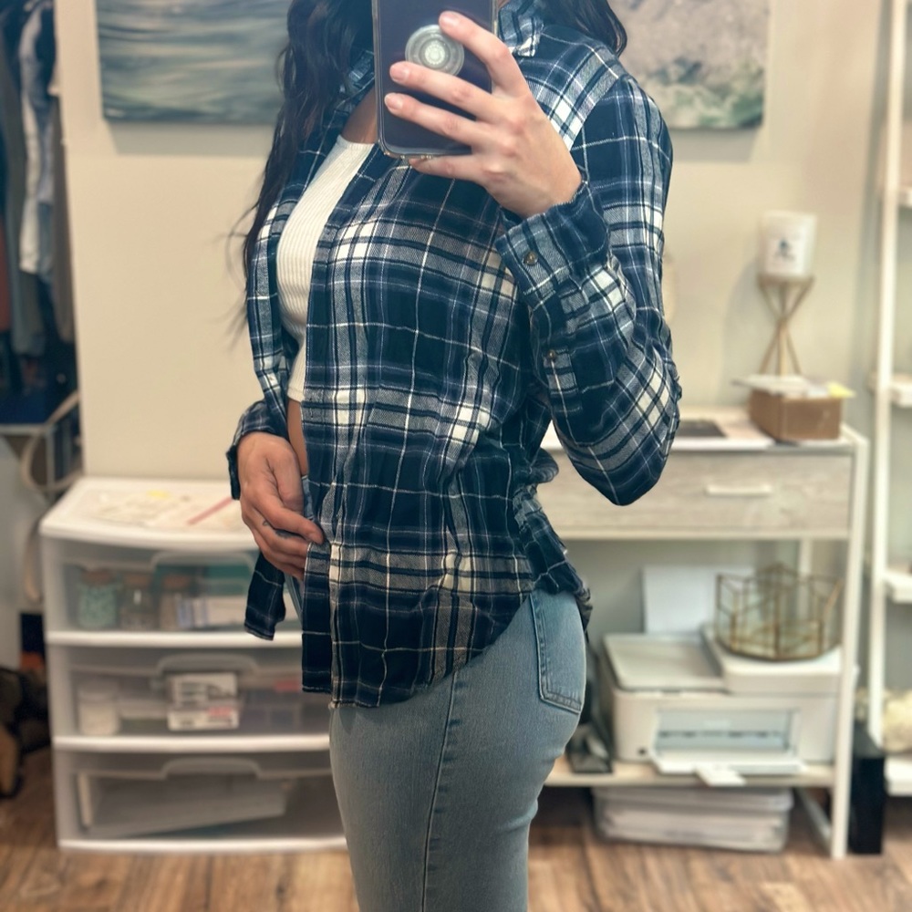 A&F Women’s Flannel